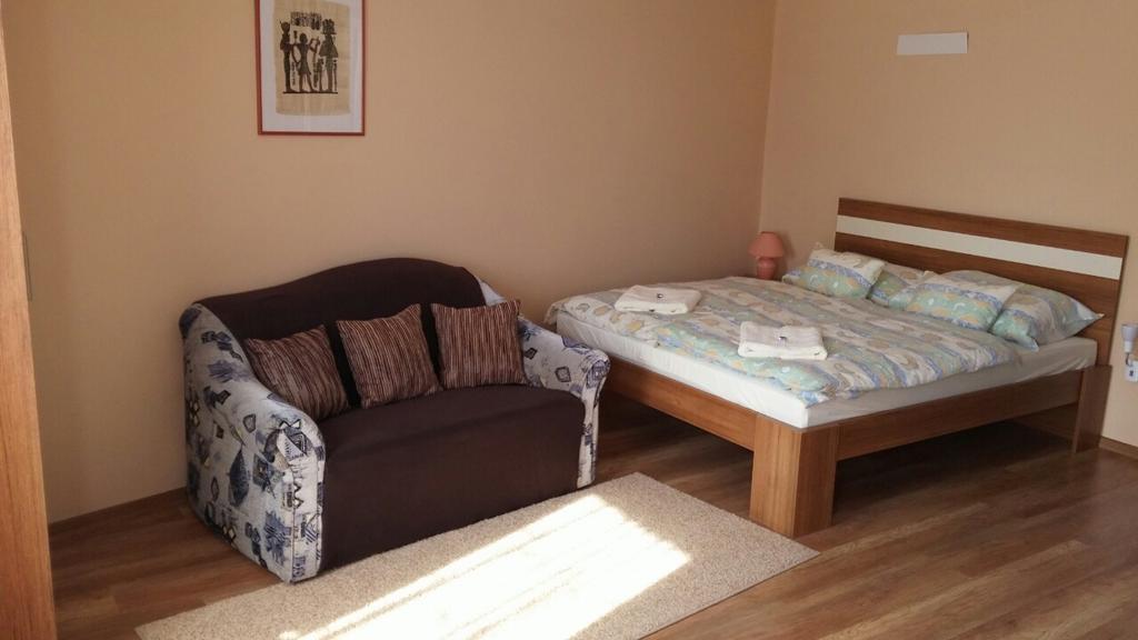 Gyulai Brill Apartman Екстериор снимка