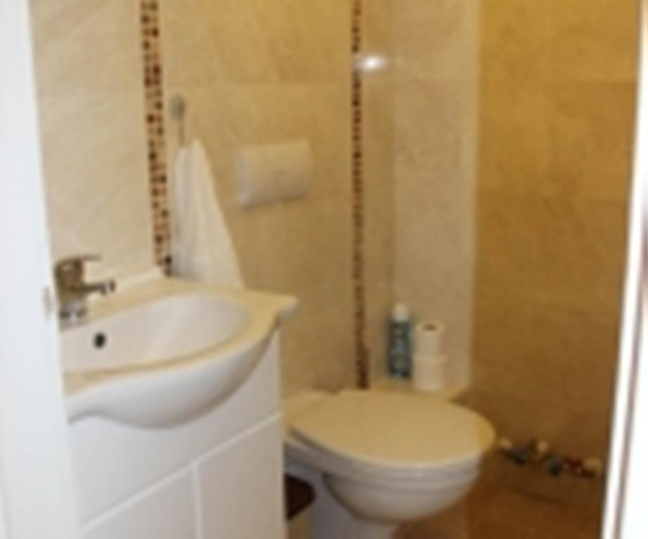 Gyulai Brill Apartman Стая снимка